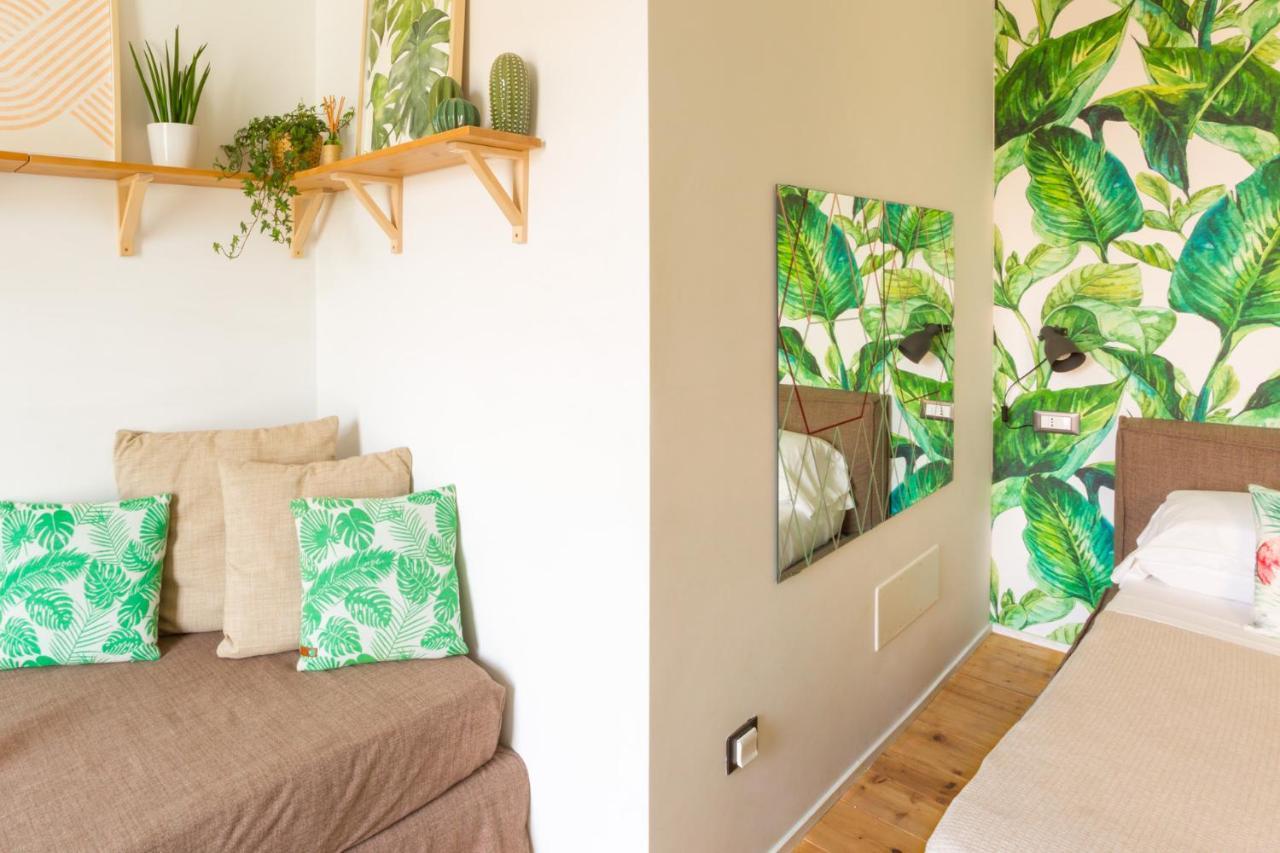 Duomo Views, Light, Jungle-Inspired Studio With Terrace Milán Exteriér fotografie